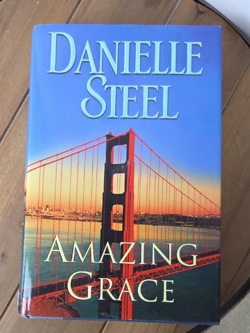 Danielle Steel Amazing Grace Hardcover Book - Blue & Red